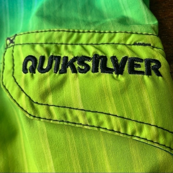 Quicksilver swim suit - Picture 3 of 3